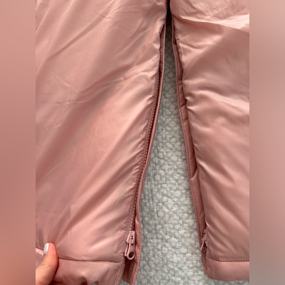 Little girl snow overalls. Size 4T Gap. NEW. - Picture 4 of 6